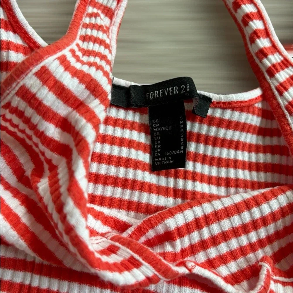 Crop Tops bundle Size Small - Picture 5 of 5